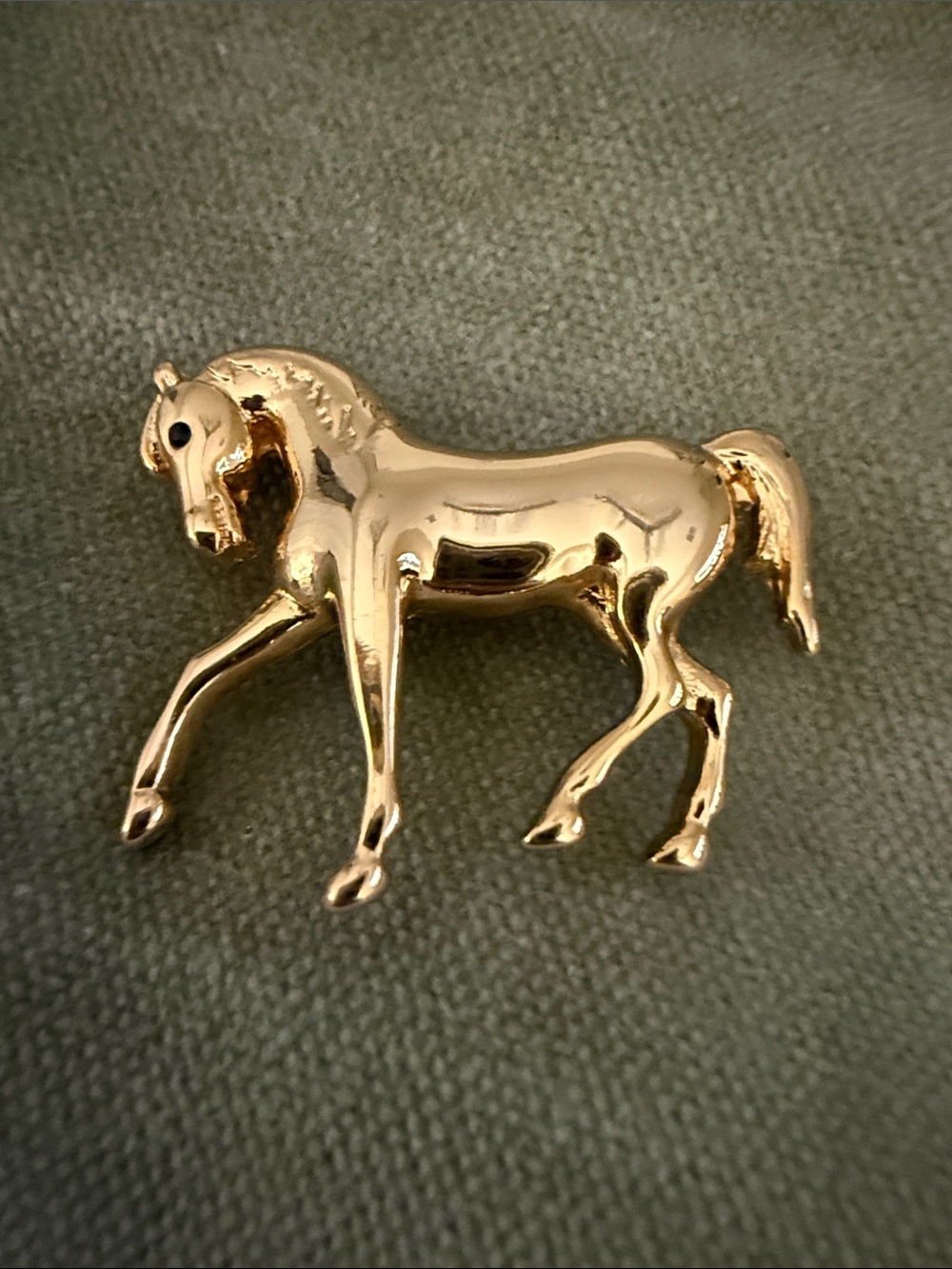 Gold Tone Horse Figurine Pin